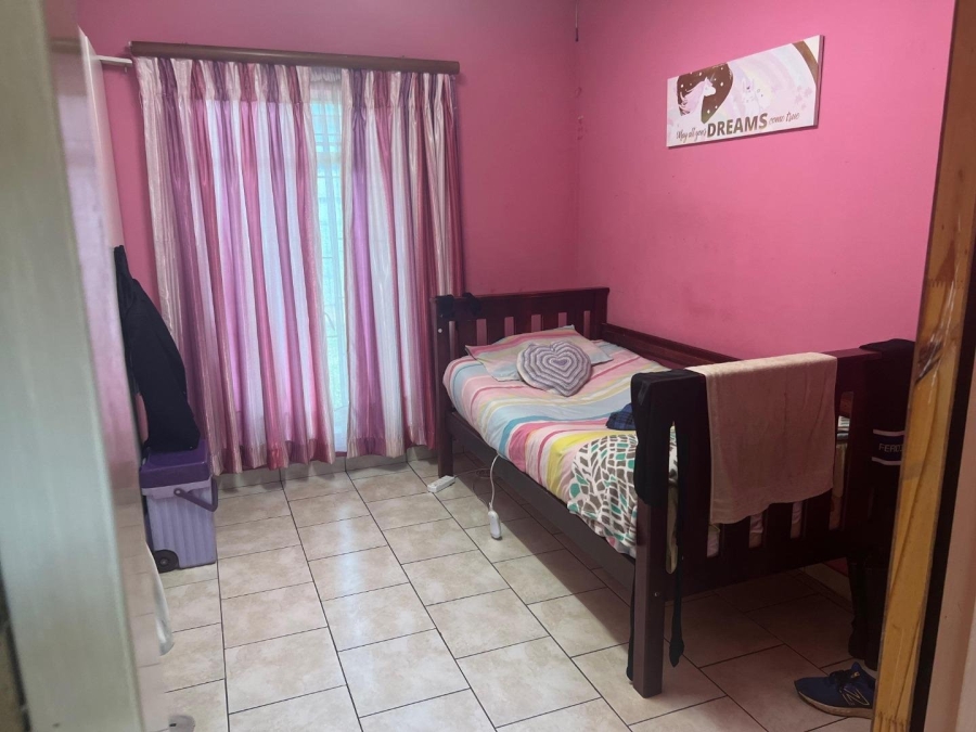 5 Bedroom Property for Sale in Potchefstroom South North West